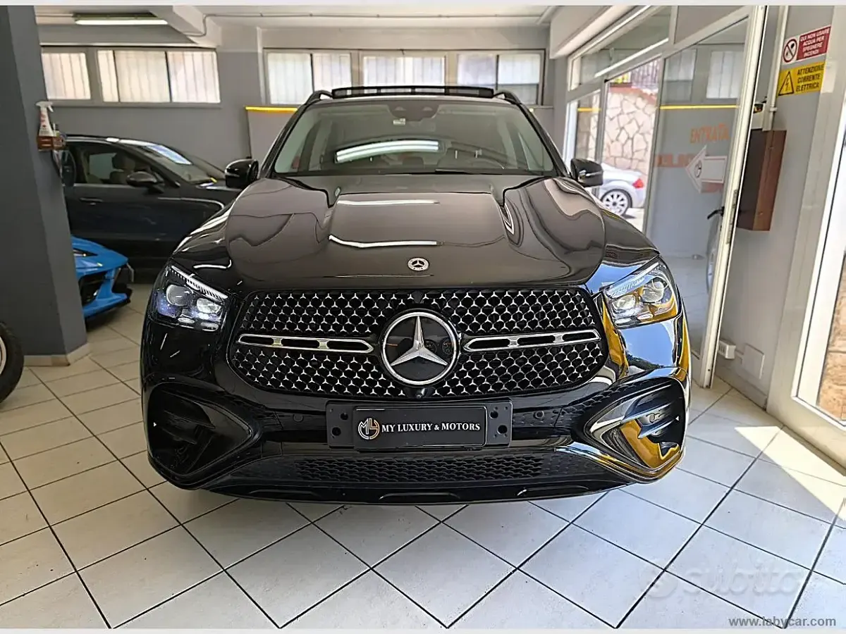 Usata Mercedes GLE300 AMG Line Premium 269 CV (197 kW) 2023 Nero SUV