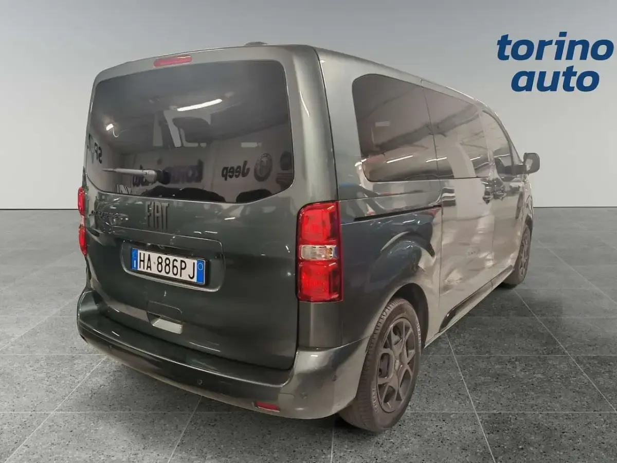 Nuova Fiat E-Ulysse 130 kW (177 CV) 2025 Verde Monovolume
