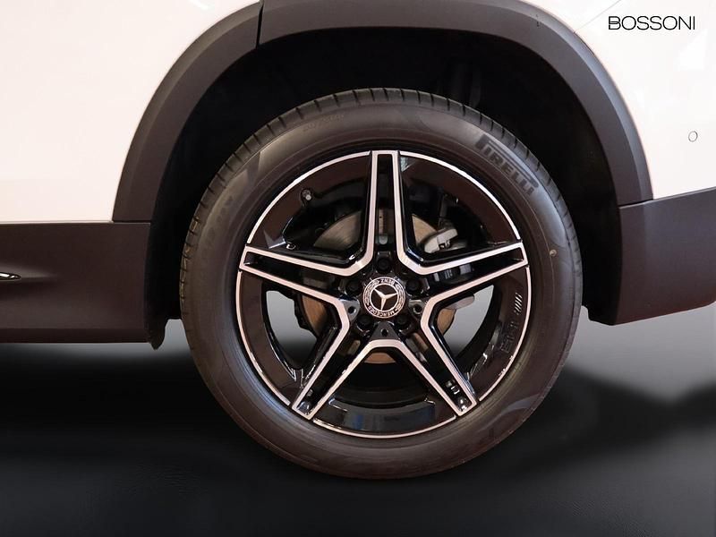 Nuova Mercedes GLB200 AMG Line Premium 150 CV (110 kW) 2026 Bianco SUV