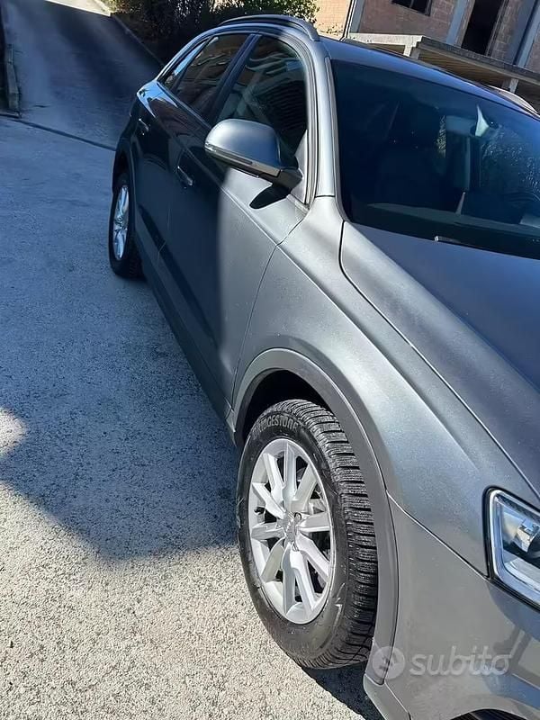 Usata Audi Q3 150 CV (110 kW) 2015 Grigio SUV