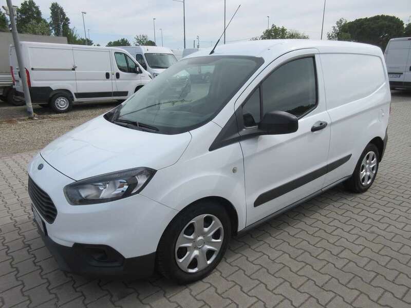 Usato 2020 Ford Courier 1.5 Diesel 75 CV (11.500 €)