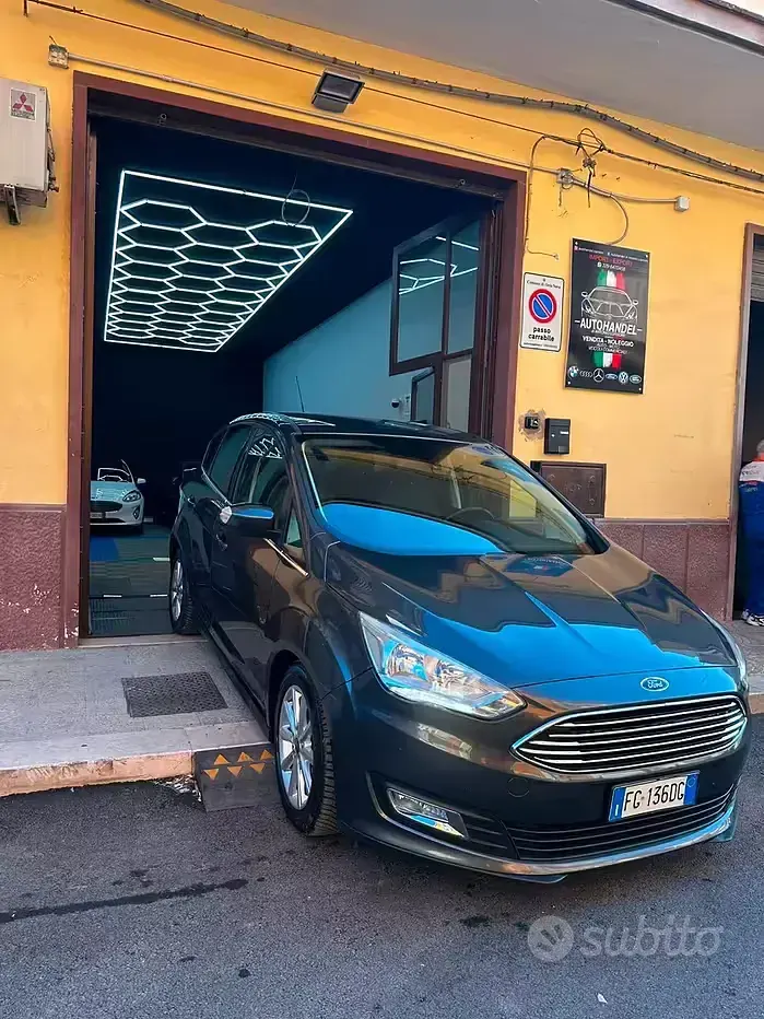 Usata Ford C-MAX Titanium 120 CV (88 kW) 2017 Grigio Monovolume