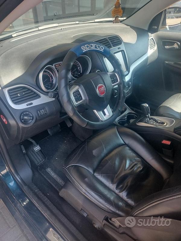 Usata Fiat Freemont 170 CV (125 kW) 2015 Blu SUV