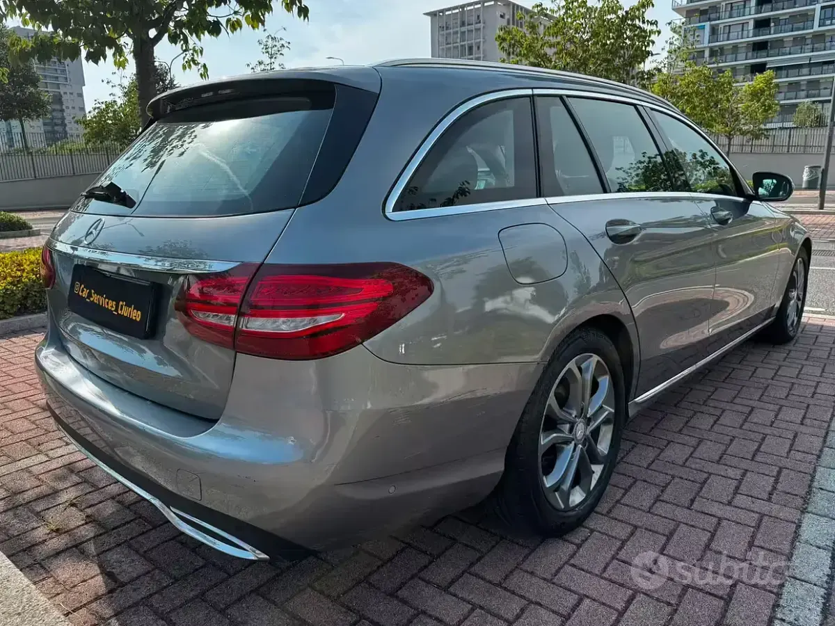 Usata Mercedes C220 170 CV (125 kW) 2015 Grigio Station wagon