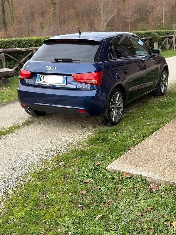 Usata Audi A1 105 CV (77 kW) 2012 Utilitaria