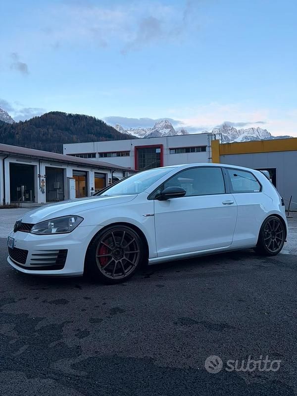 Usata VW Golf VII GTI 230 CV (169 kW) 2014 Bianco Berlina