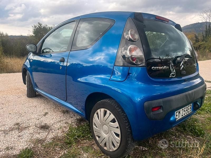 Usata Citroën C1 68 CV (50 kW) 2012 Blu Utilitaria