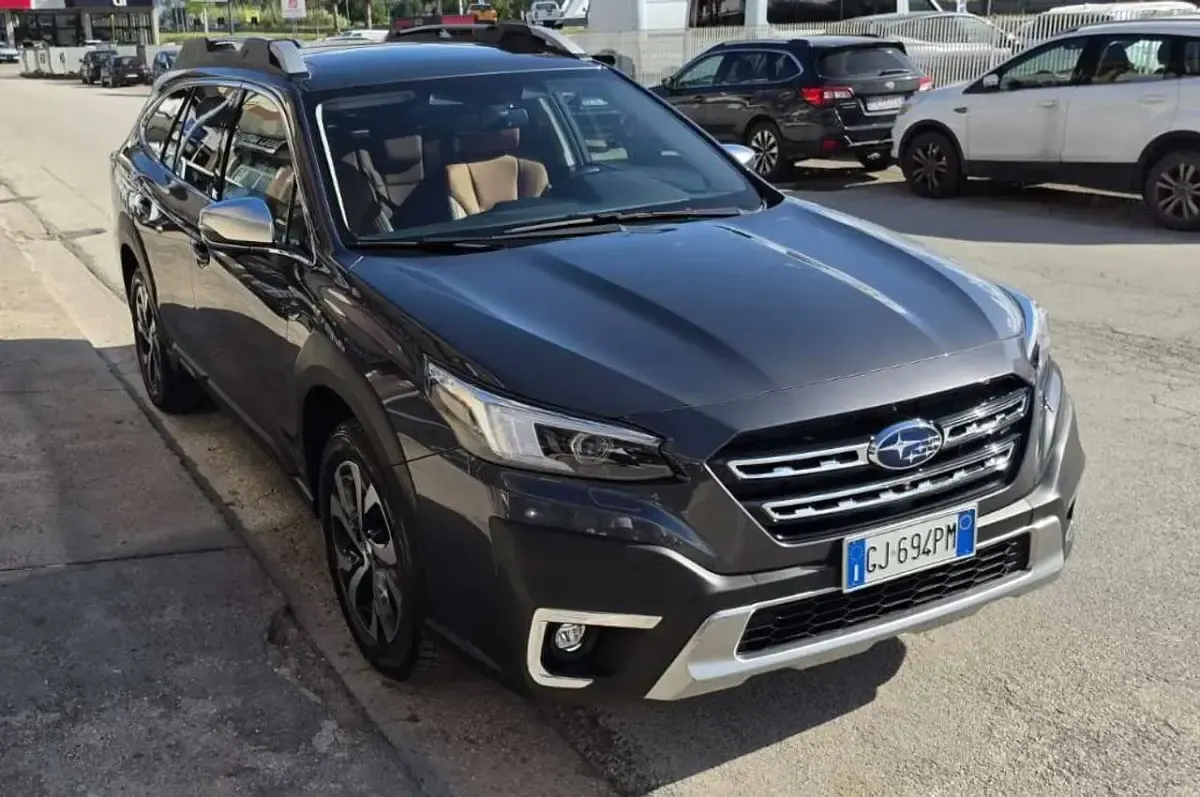 Usata Subaru Outback Premium 169 CV (124 kW) 2022 Other Station wagon