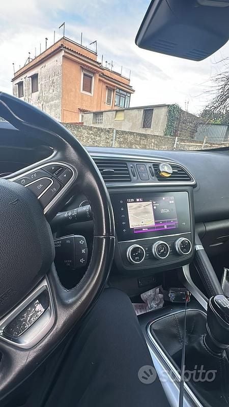 Grigio Usata 2019 Renault Kadjar SUV | 16.500 € - Immagine 1/4