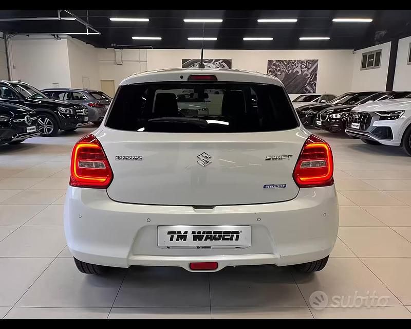 Usata Suzuki Swift 83 CV (61 kW) 2023 Bianco Utilitaria