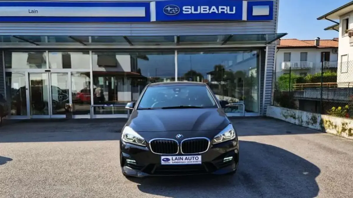 Usata BMW 218 Active Tourer 150 CV (110 kW) 2019 Nero Monovolume