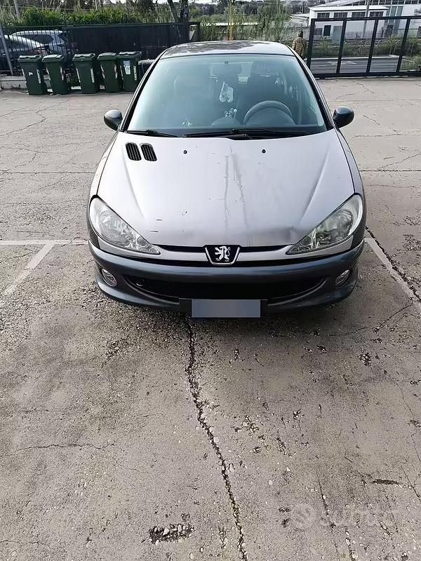 Usata Peugeot 206 68 CV (50 kW) 2009 Grigio Berlina