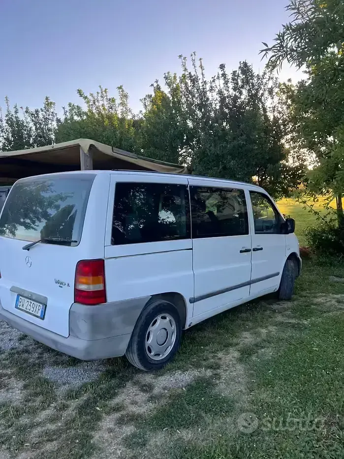 Usata Mercedes Vito 122 CV (89 kW) 2001 Bianco Furgone