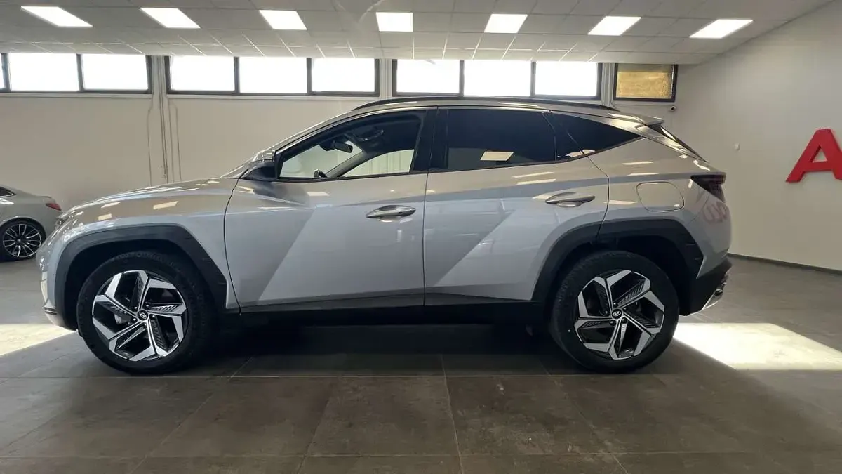 Usata Hyundai Tucson 179 CV (131 kW) 2021 Argento SUV