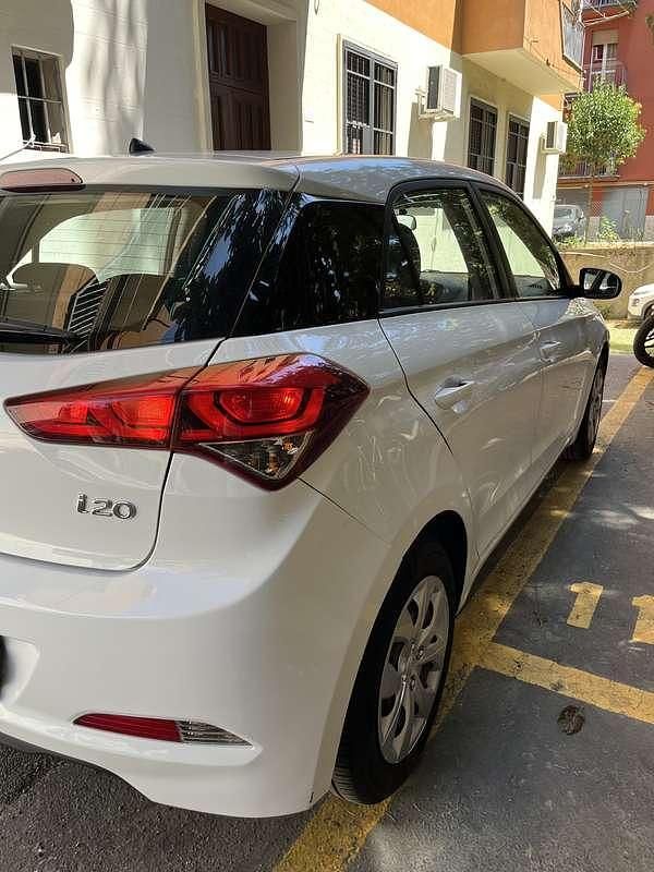 Usata Hyundai i20 Classic 75 CV (55 kW) 2017 Bianco Utilitaria