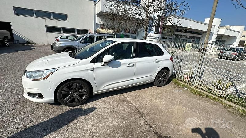 Usata Citroën C4 2011 Bianco Berlina