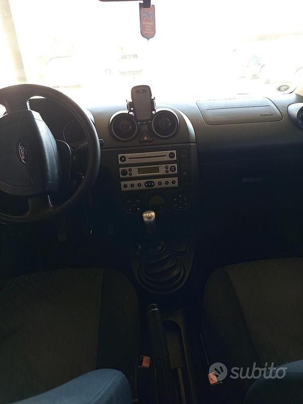 Gebraucht Ford Fiesta 68 PS (50 kW) 2004 Kleinwagen