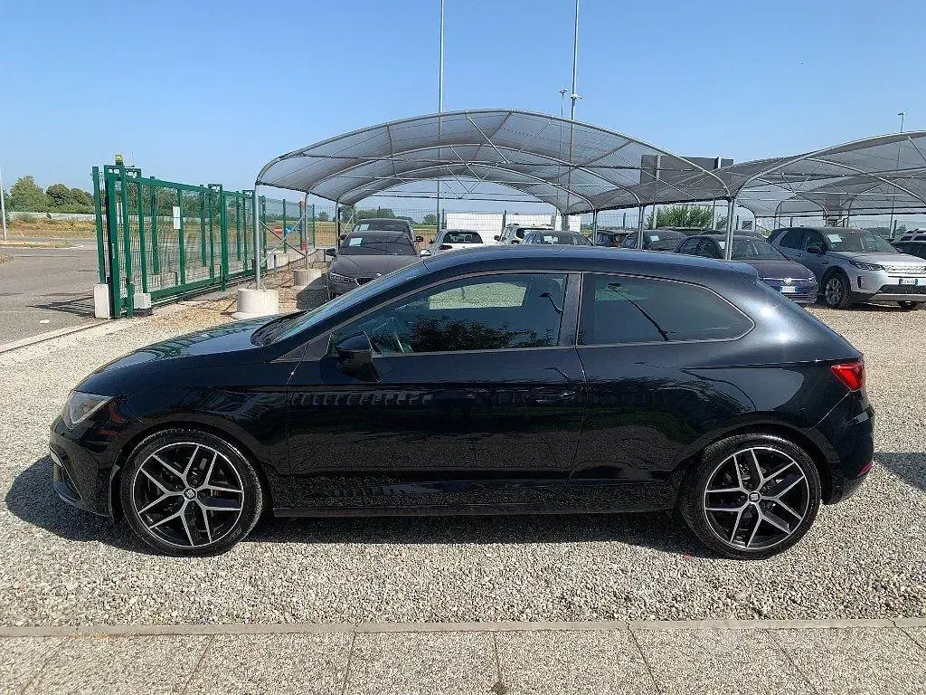 Usata Seat Leon FR 150 CV (110 kW) 2018 Nero Coupé