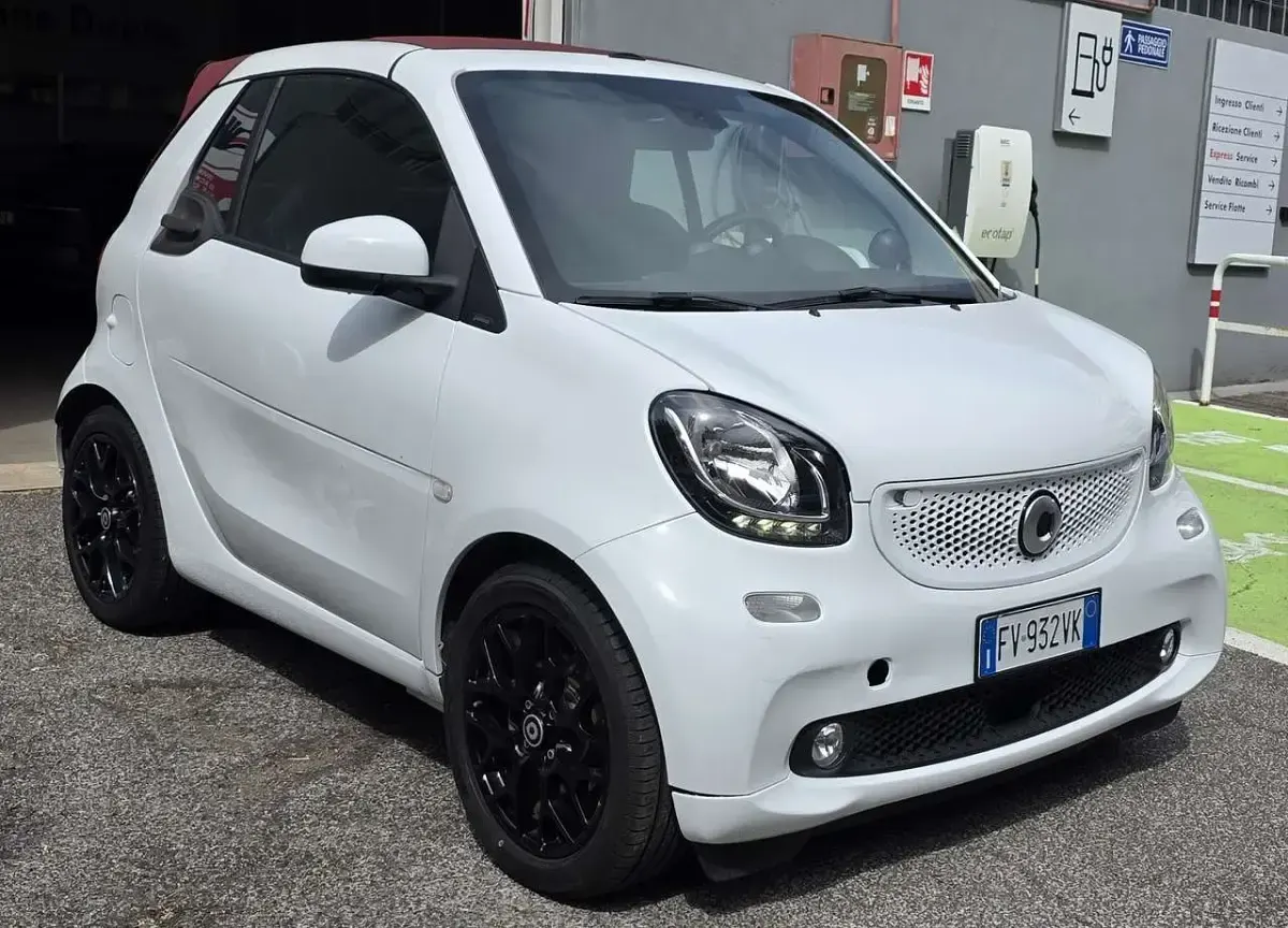 Usata Smart ForTwo Cabrio Superpassion 90 CV (66 kW) 2019 Other Cabrio