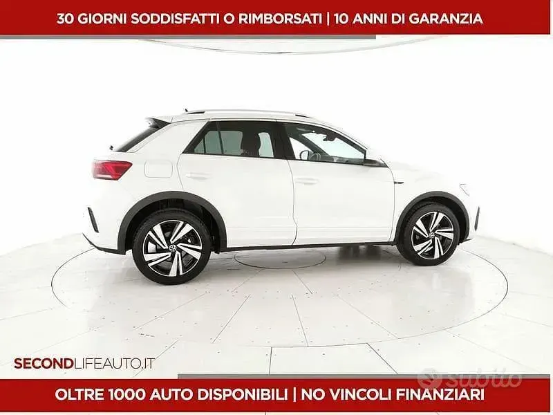 Usata VW T-Roc R-line 150 CV (110 kW) 2023 Bianco SUV