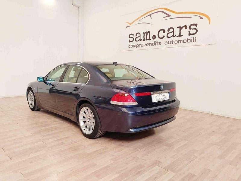 Usata BMW 745 333 CV (244 kW) 2001 Blu Berlina