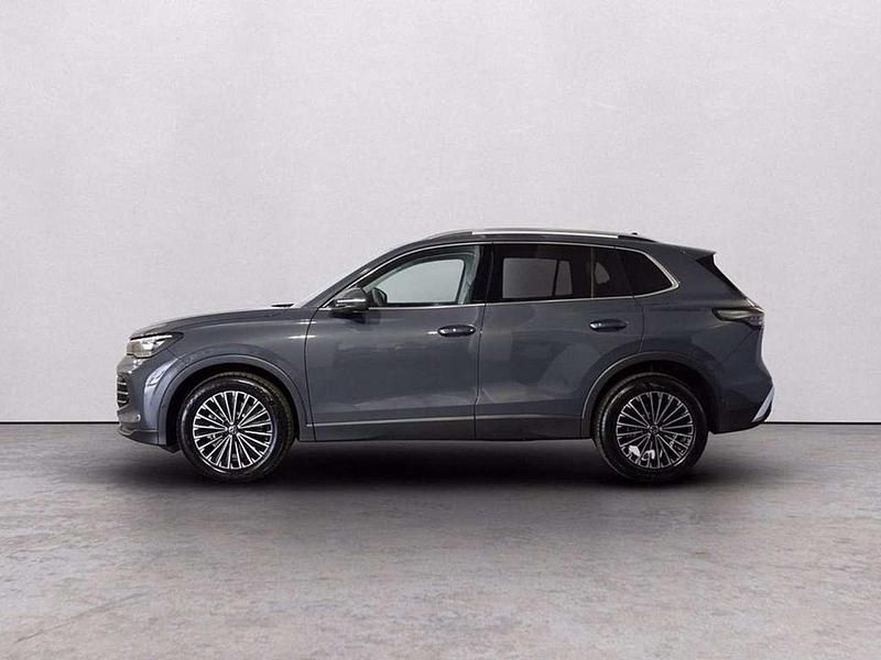 Usata VW Tiguan Elegance 150 CV (110 kW) 2025 Dolphin grey metallizzato SUV