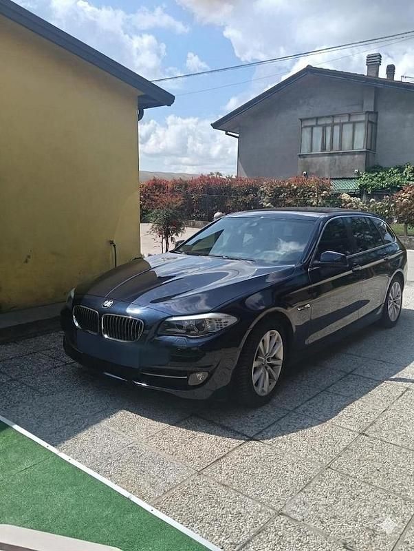 Usata BMW 525 Comfort Edition 218 CV (160 kW) 2012 Station wagon
