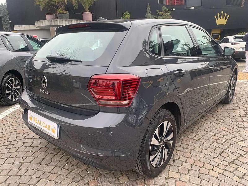 Usata VW Polo Life 95 CV (69 kW) 2021 Grigio scuro met Utilitaria