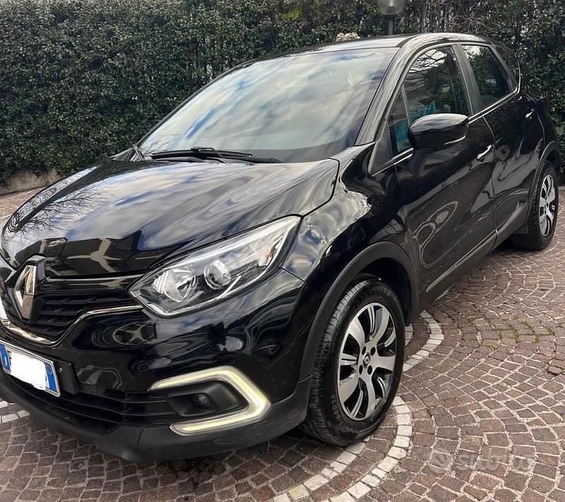 Usata Renault Captur Bose Edition 90 CV (66 kW) 2018 Nero SUV