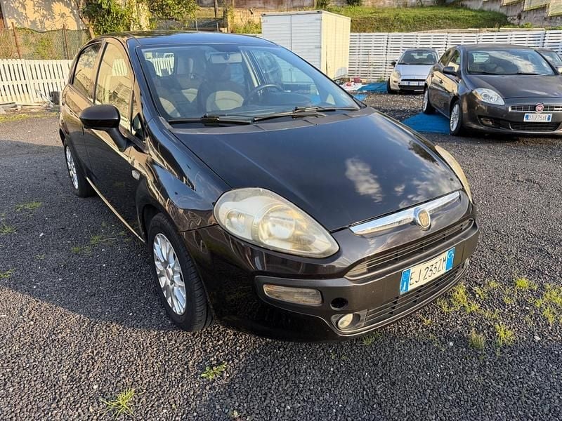 Usata Fiat Punto Evo Emotion 95 CV (69 kW) 2011 Nero Utilitaria