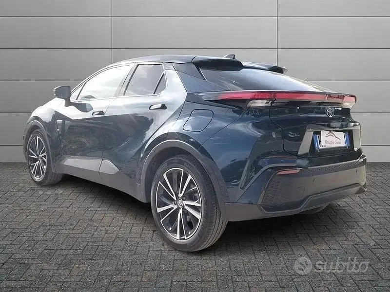 Usata Toyota C-HR Lounge 198 CV (145 kW) 2025 Blu SUV