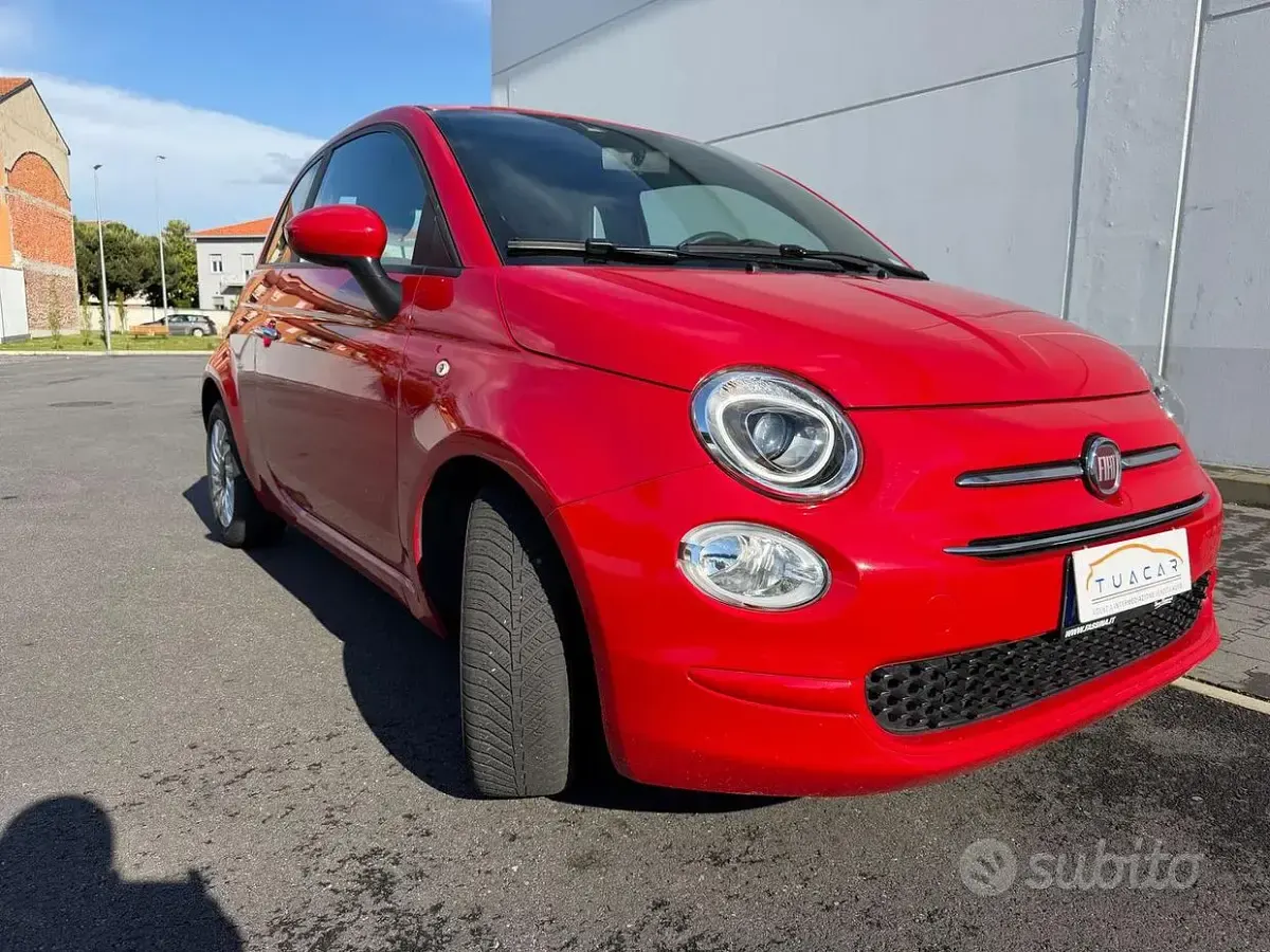 Usata Fiat 500 Dolcevita 69 CV (50 kW) 2021 Rosso Berlina