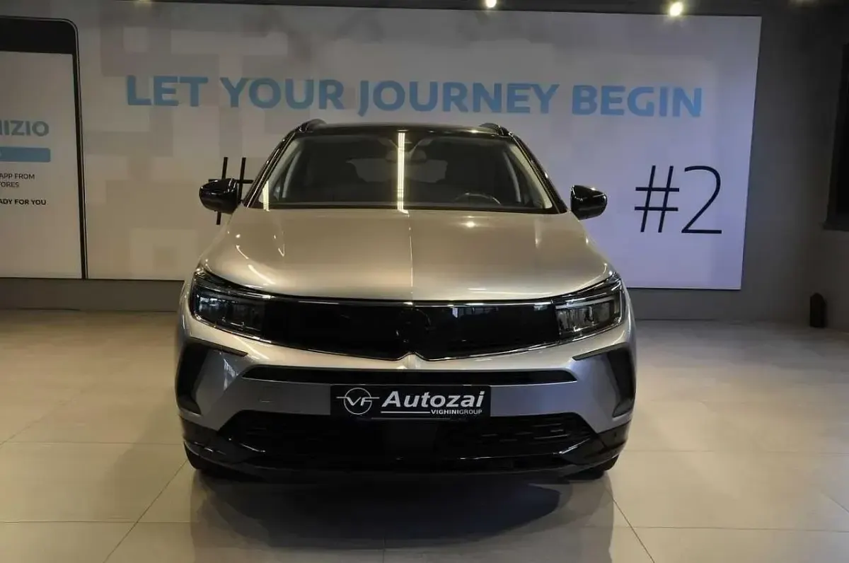 Usata Opel Grandland X 131 CV (96 kW) 2022 Grigio SUV