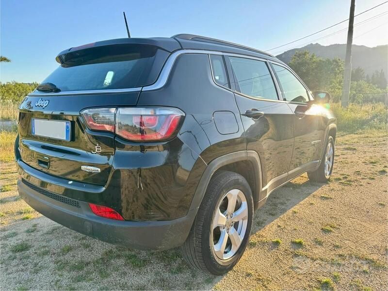 Usata 2017 Jeep Compass SUV | 15.900 € (Buon prezzo) - Immagine 1/4