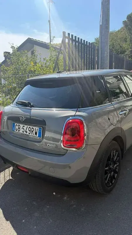 Usata Mini ONE 75 CV (55 kW) 2020 Utilitaria