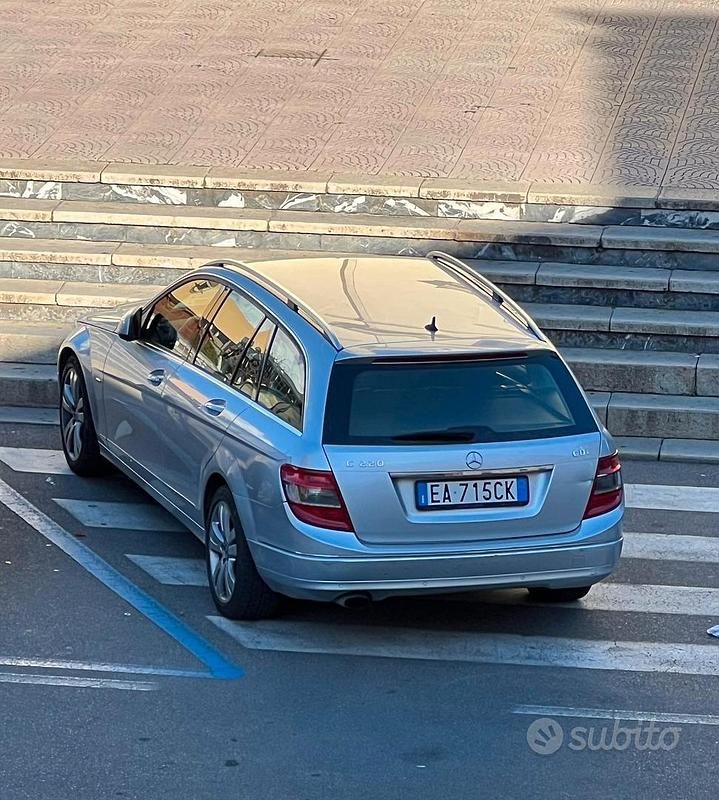Usata Mercedes C220 170 CV (125 kW) 2009 Grigio Station wagon