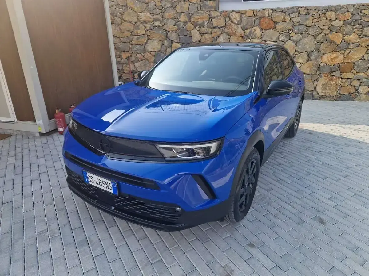 Usata Opel Mokka Elegance 101 CV (74 kW) 2024 Blu/azzurro SUV