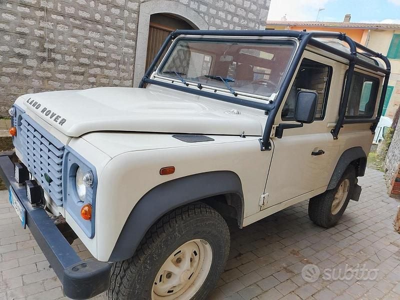 Usata Land Rover Defender 86 CV (63 kW) 2007 Station wagon