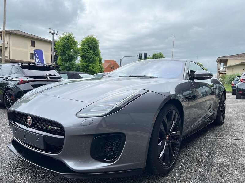 Grigio Usata 2020 Jaguar F-Type R-Dynamic Coupé | 48.500 € (Cara) - Immagine 1/4