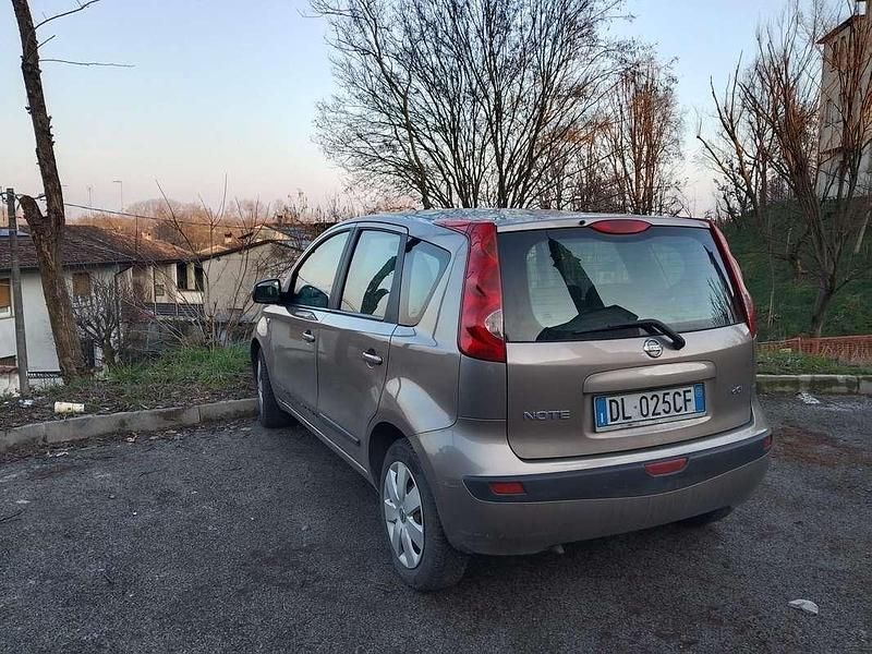 Usata Nissan Note Acenta 86 CV (63 kW) 2007 Utilitaria