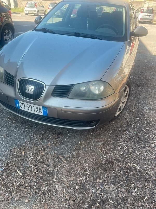 Usata Seat Ibiza 75 CV (55 kW) 2005 Utilitaria