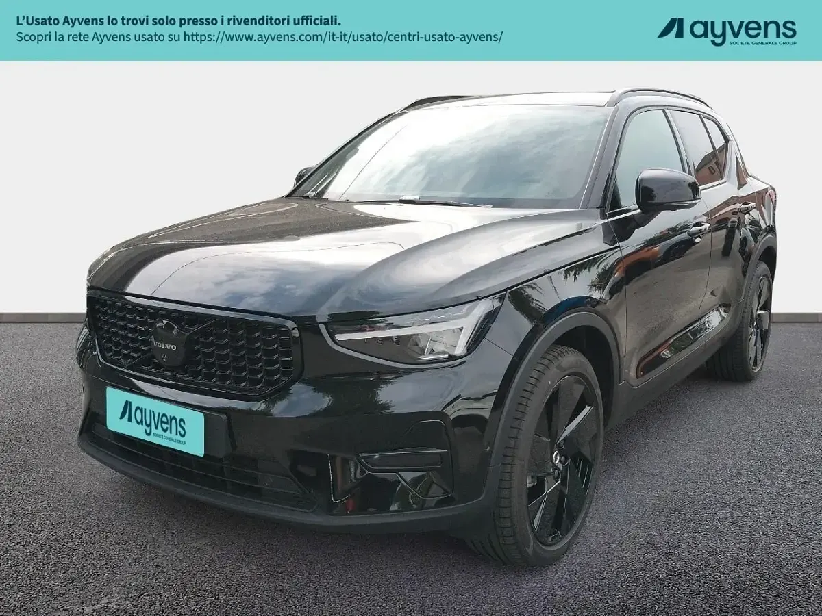 Usata Volvo XC40 Plus 197 CV (144 kW) 2025 Onyx black SUV