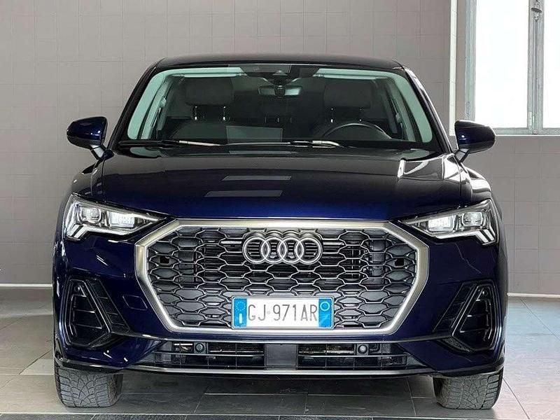 Usata Audi Q3 Sportback Ambiente 150 CV (110 kW) 2022 Blu/azzurro SUV