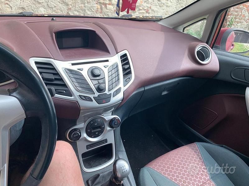 Usata Ford Fiesta 2010 Berlina