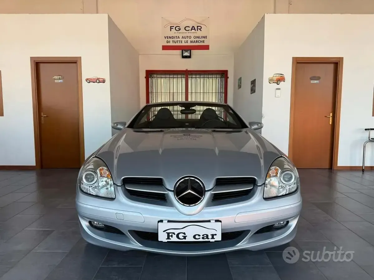 Usata Mercedes SLK200 163 CV (119 kW) 2006 Grigio Cabrio