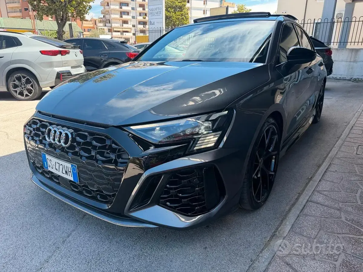 Usata Audi RS3 Performance 400 CV (294 kW) 2023 Grigio Berlina
