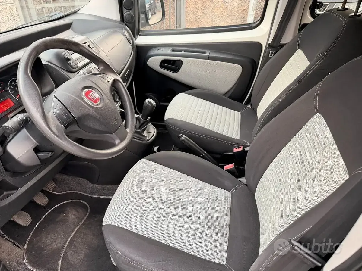 Usata Fiat Qubo Trekking 95 CV (69 kW) 2016 Bianco Monovolume