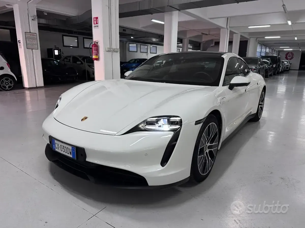 Usata Porsche Taycan 4S 389 kW (530 CV) 2021 Berlina