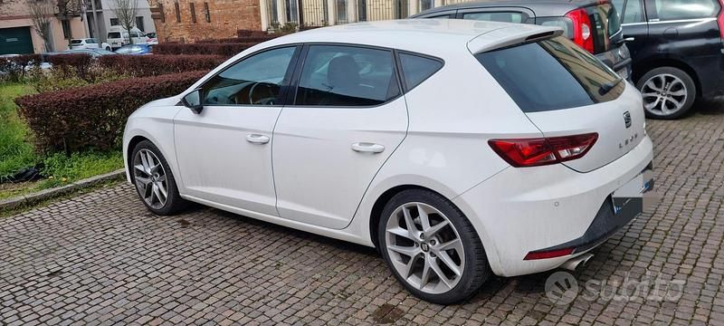 Usata Seat Leon FR 150 CV (110 kW) 2016 Bianco Berlina