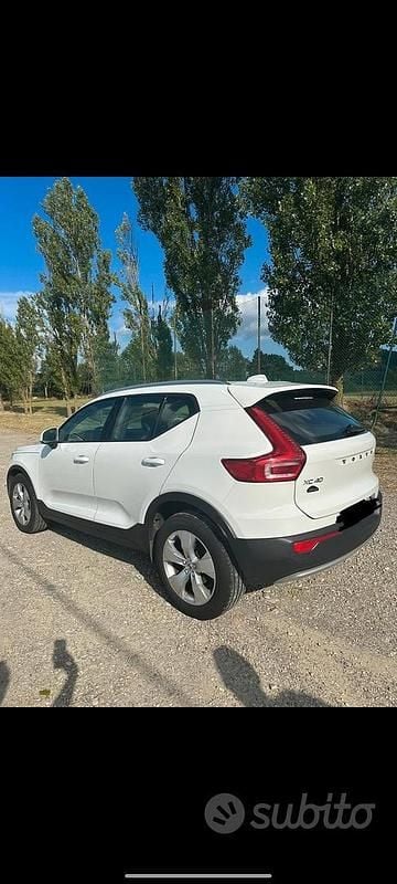 Usata Volvo XC40 Business Edition 150 CV (110 kW) 2019 Bianco SUV